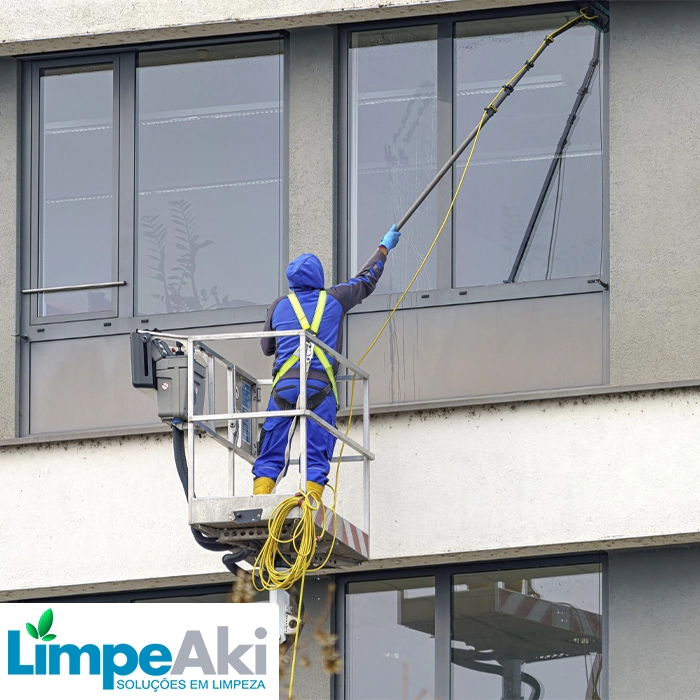 Limpeza de pisos em condominios
