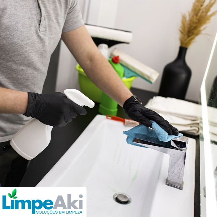 Limpeza pesada pré obra em casas